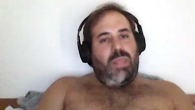 BeMy_Master live cam on StripChat