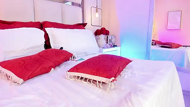 elizavenus live cam on StripChat