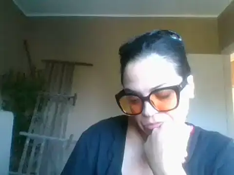 ITALIANASISIXX webcam