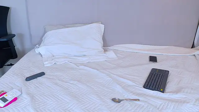 ZoeyPetit webcam