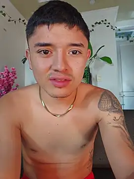 SAMY_AND_FRIENDSS webcam