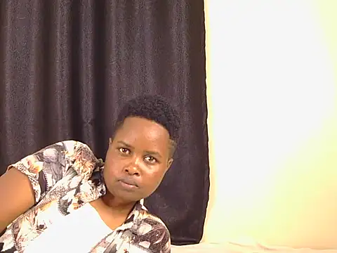 Raelicious1 webcam