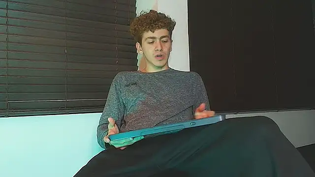 Tyler_Mcrey webcam