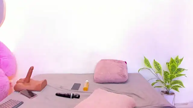ArianaBlackk webcam