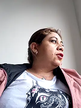 Laura-Hernandez