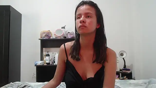 nathaly_jones_ live cam on StripChat