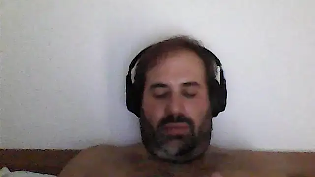 BeMy_Master live cam on StripChat