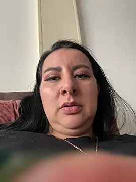 Abril_Luv webcam