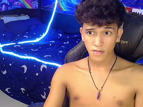 hugekenbigcock webcam
