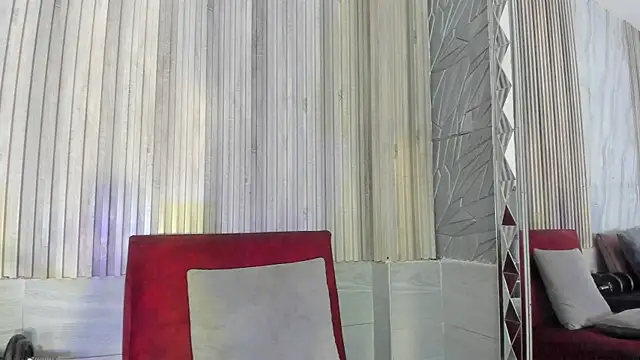 BriannaChelsea webcam