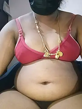 tamil_swathii live cam on StripChat