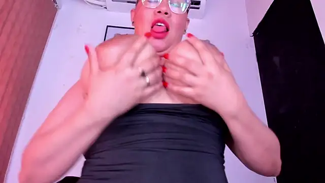 alondrabigtits webcam