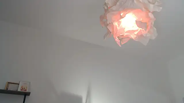 VivianMarble webcam