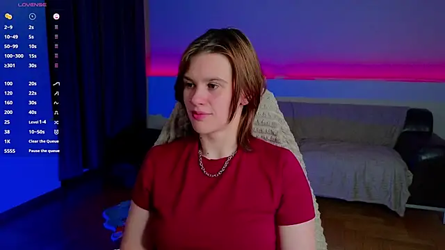 LoraPuffs webcam