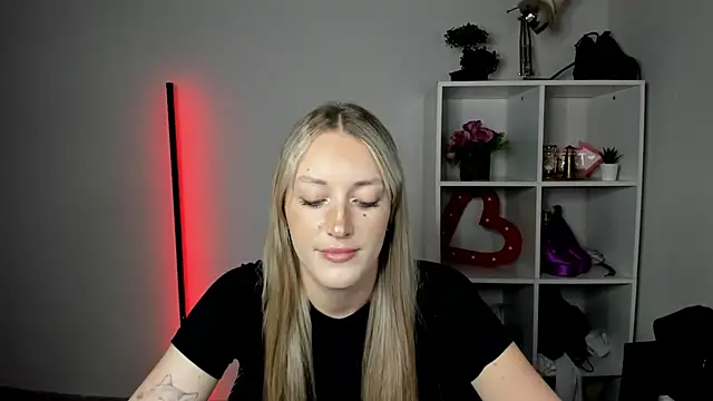 EvelynBlond