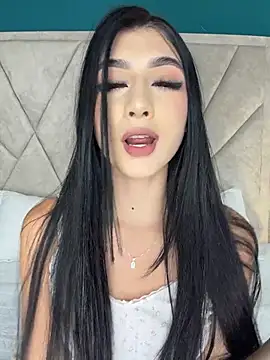 BadLilAngelXXX webcam