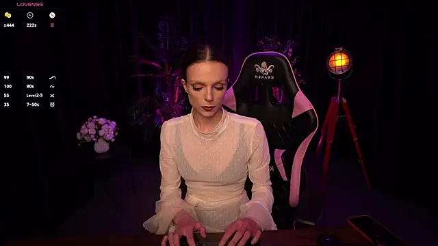 Wild_Alice_me webcam