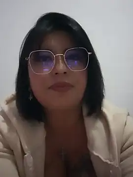 Ivory_Glow webcam
