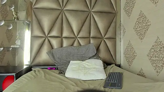 Violett_Carter webcam