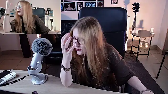 lanafitch webcam