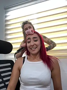 Juliethademon webcam