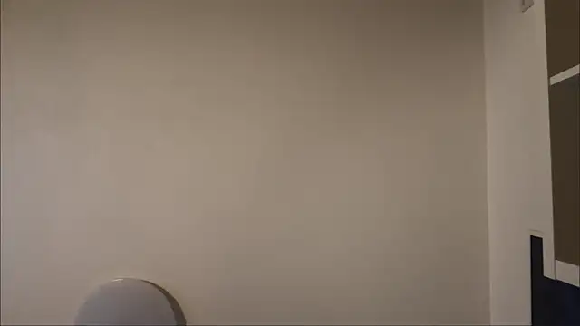 runawyin webcam
