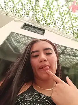 AlanaMontiel webcam