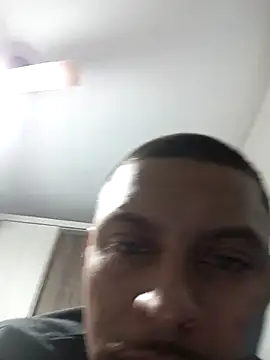 emrehliug12 live sex cam