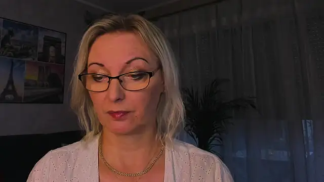 vanessa_chat live cam on StripChat