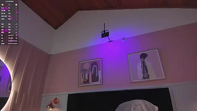 elodie_walker webcam