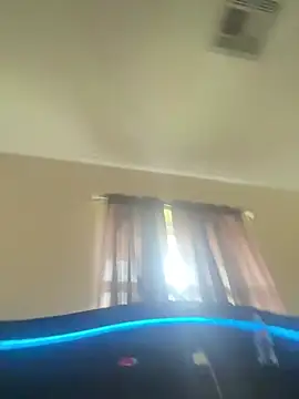 SlimDiesel0 webcam