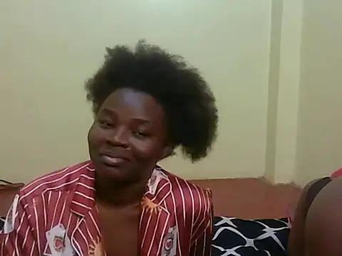 roziebeauty webcam