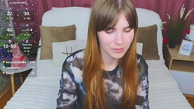 EmilyCuper_ webcam