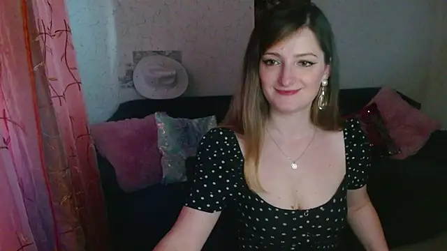 Arielsssplash live cam on StripChat