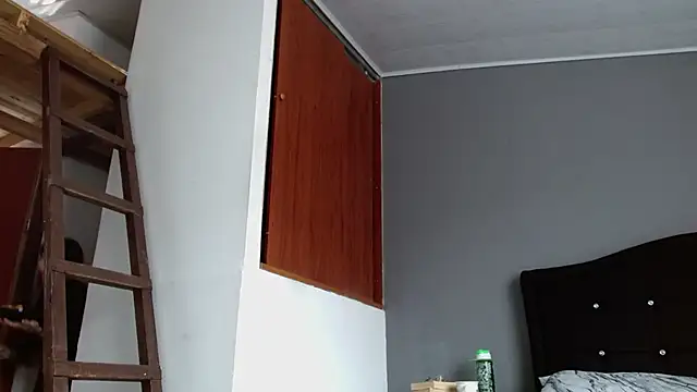 Emilia_1995 webcam