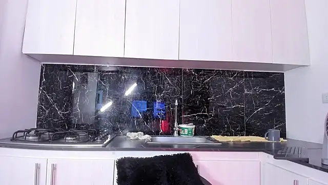 stefannyevans_ - Stefannyevans_'s free webcam - UK Sex Cams