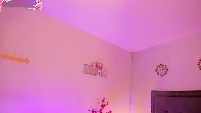 EmmilyClark webcam