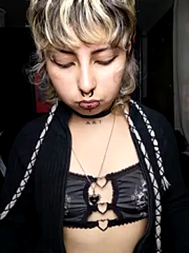 Cute_Chrixxx webcam
