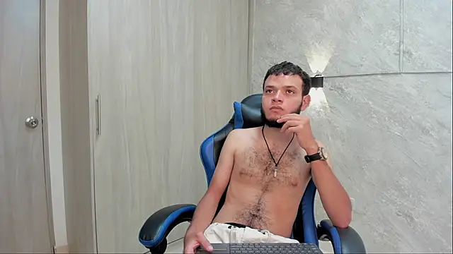rogeles1224 live cam on StripChat