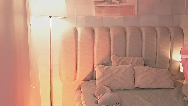 alanna-rosse (F teen) - Fuck me pusysy 🥰