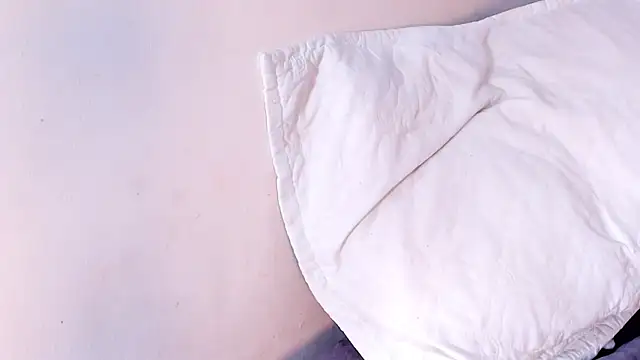 maddy__howard webcam