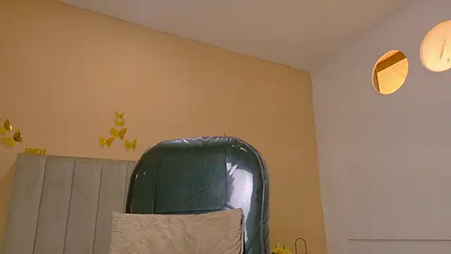 nascary_fox - Nascary_Fox's free webcam - UK Sex Cams