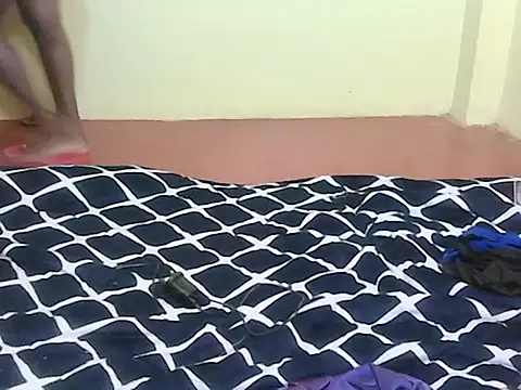 roziebeauty webcam