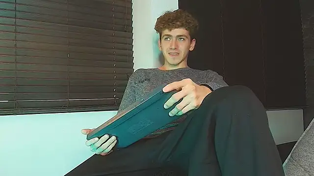 Tyler_Mcrey webcam