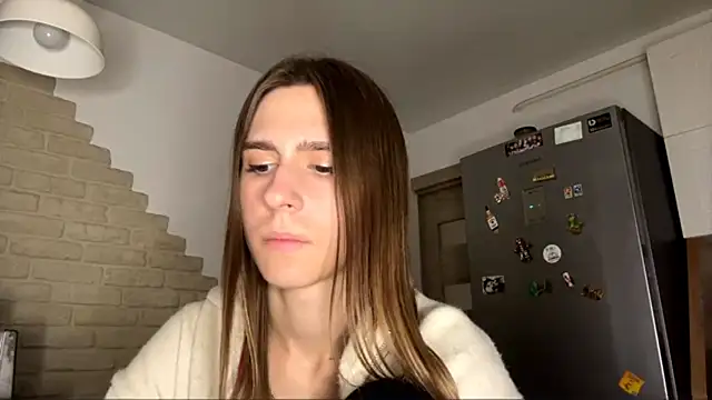 ZaraGuyette webcam