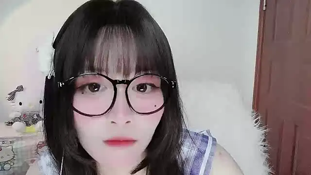 -zhuzhu-999- live cam on StripChat
