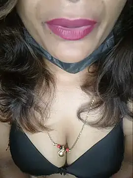 Premalatha_28 live cam on StripChat