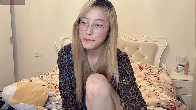 xiaoxiao-22 Live Web Cam Show