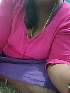 Tamil-lakhmi live cam on StripChat