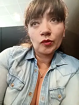 tata_sanz_ webcam